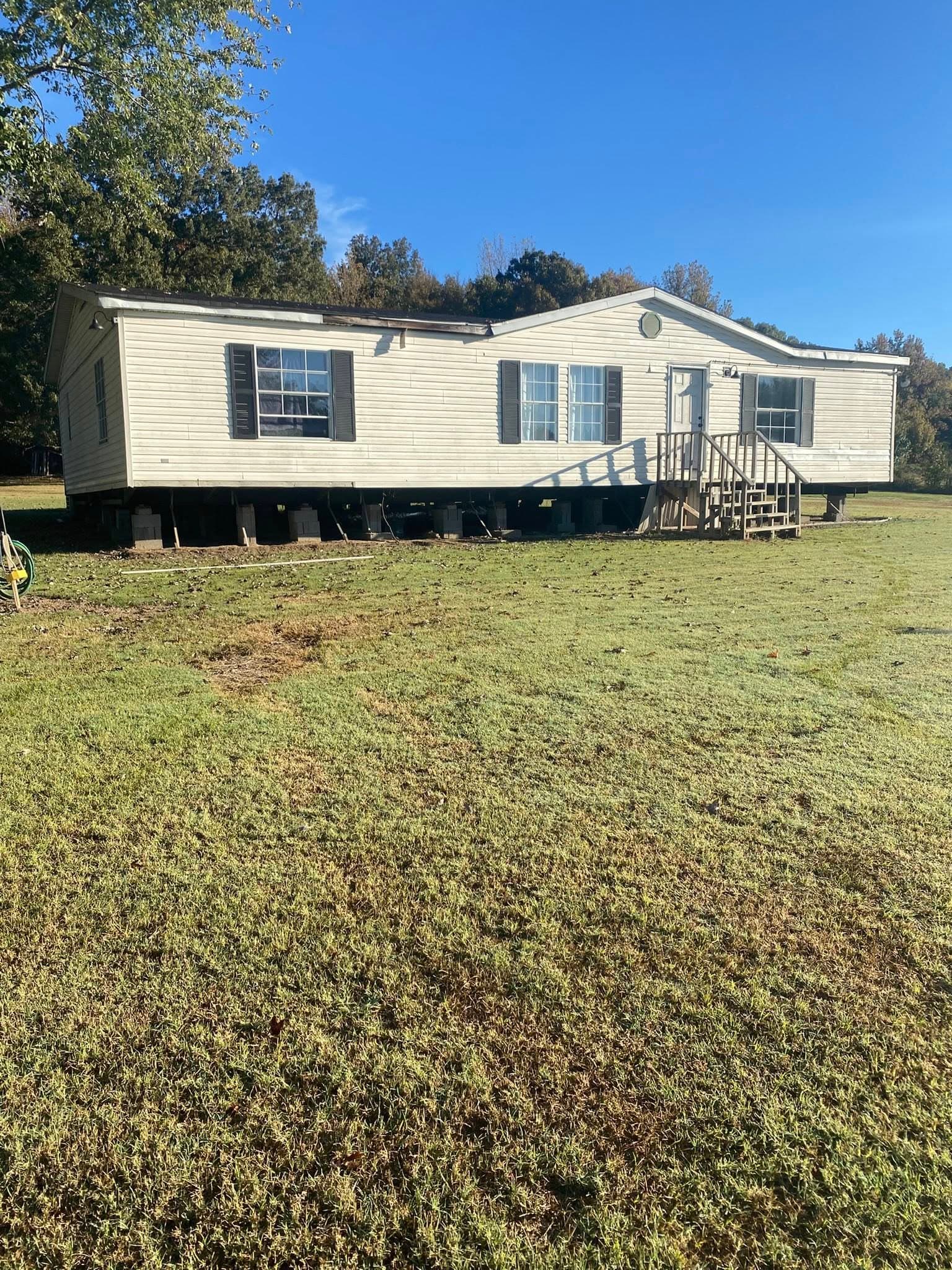 Mobile Home Skirting — before