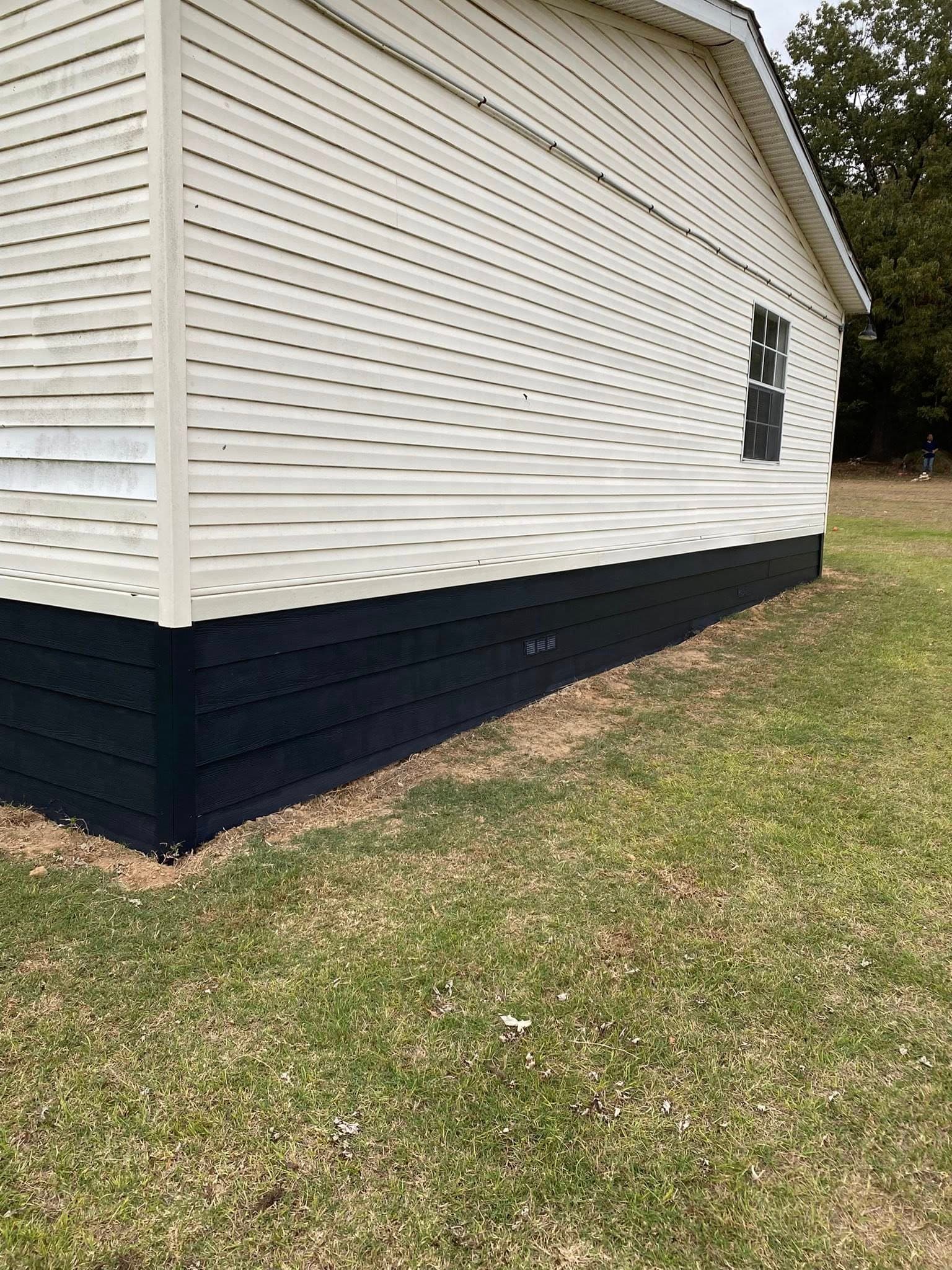 Skirting, detail